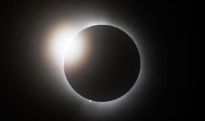 Eclipse total del Sol recorre América del Norte