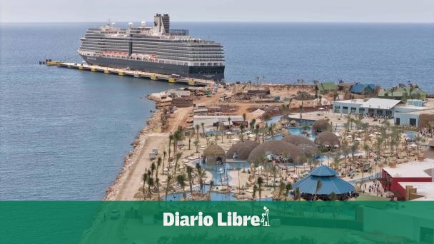 Llega segundo crucero a Puerto Cabo Rojo con casi 2,000 turistas