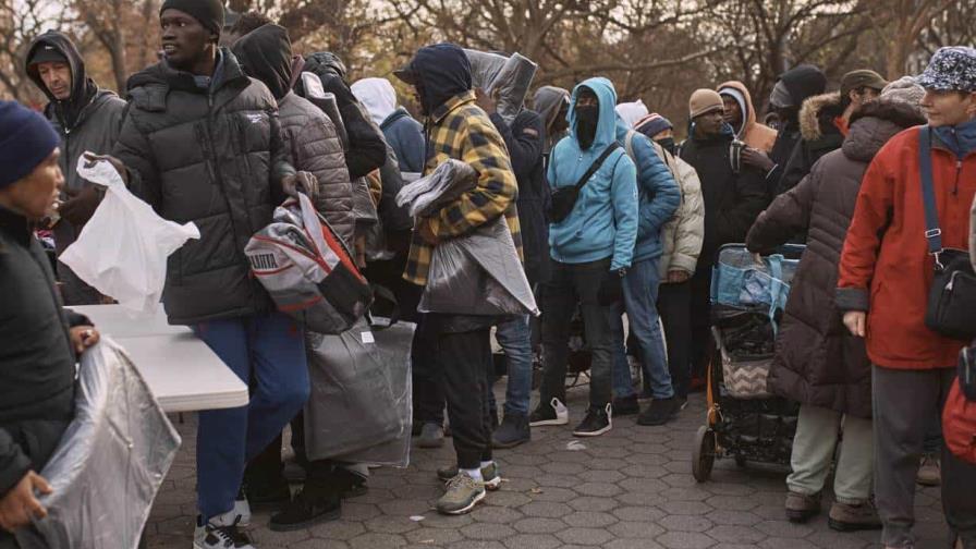 NY pondrá fin a acuerdo con empresa de servicios médicos encargada de atender a migrantes
