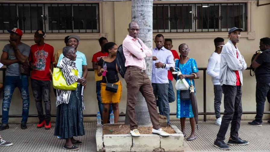 Haitianos en suelo dominicano confían más en la providencia que en política ante crisis en su país