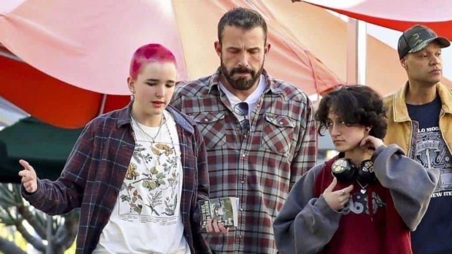 Serafina, la hija de Ben Affleck, se presenta en público como no binaria y con nuevo nombre