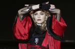 Madonna rinde emocionado tributo a las víctimas de tiroteo en discoteca LGBT de Florida Madonna rinde emocionado tributo a las víctimas de tiroteo en discoteca LGBT de Florida