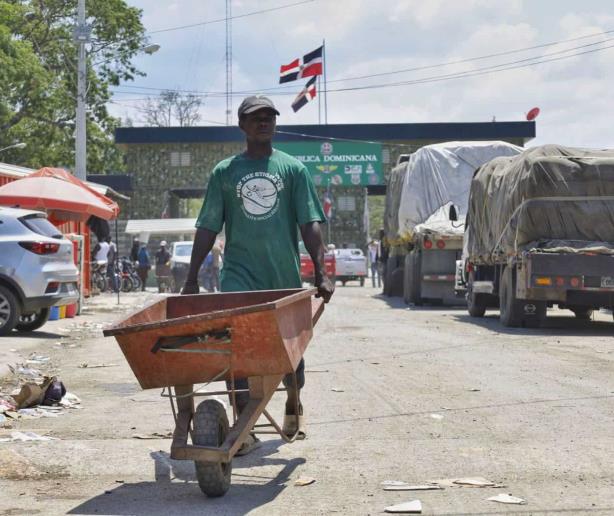 El mercado binacional Elías Piña: los comerciantes haitianos temen llevar los productos a Haití