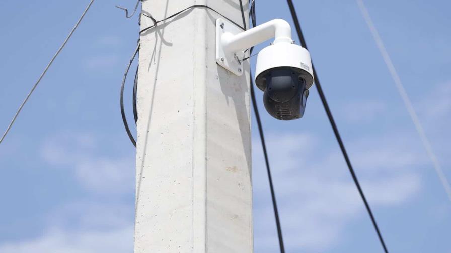 Criminales instalaron cámaras en postes eléctricos en Sánchez para vigilar a las autoridades