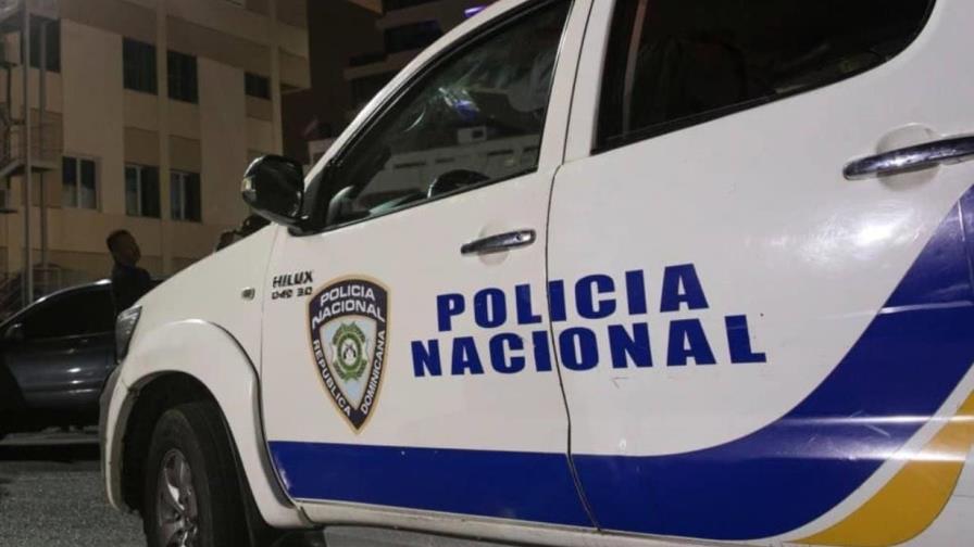 Policías matan a un hombre durante alegado enfrentamiento en Santiago Policías matan a un hombre durante alegado enfrentamiento en Santiago