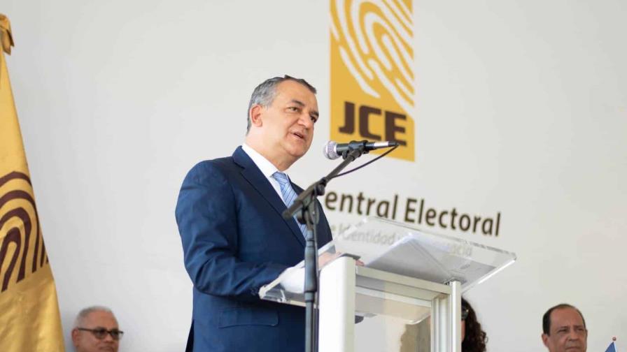 Román Jáquez Liranzo repite como presidente de la JCE para el periodo 2024-2028