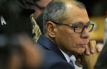 Jorge Glas: Me tiraron contra la pared y comenzaron a darme puntapiés y rodillazos