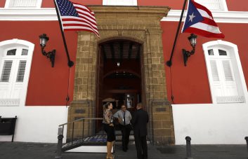 El gobernador de Puerto Rico convoca un referéndum sobre el estatus político en noviembre