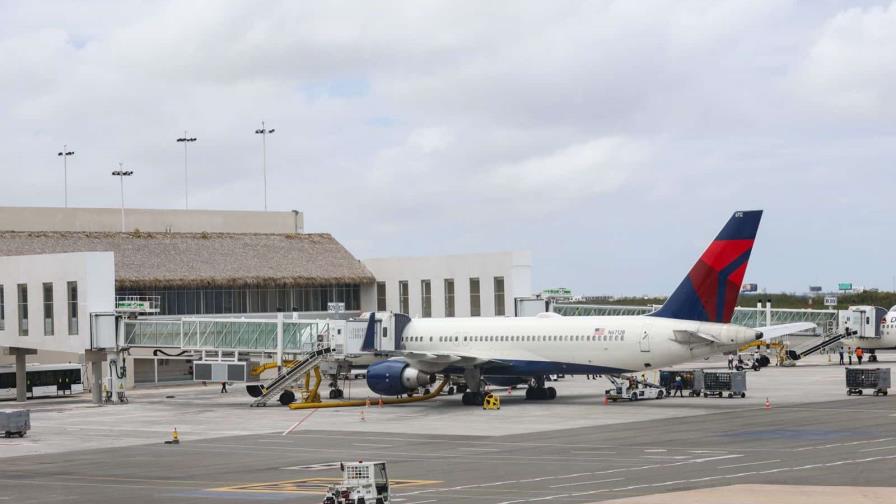 Proyecto de ley propone que aerolíneas reembolsen hasta 75 % del pasaje por retraso en vuelos