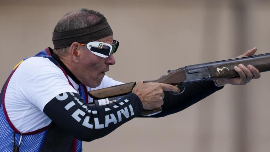 Leonel Martínez, el tirador venezolano de 60 años que volverá a ser olímpico después de 4 décadas