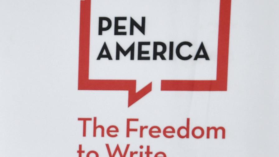Autores de PEN America rechazan premios en protesta