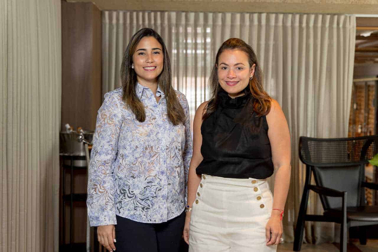 Nicole Peguero y Arleen Rivera.