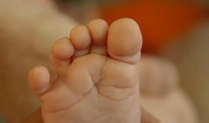 Bebé declarada fallecida en Paraguay permanece hospitalizada tras mostrar signos de vida