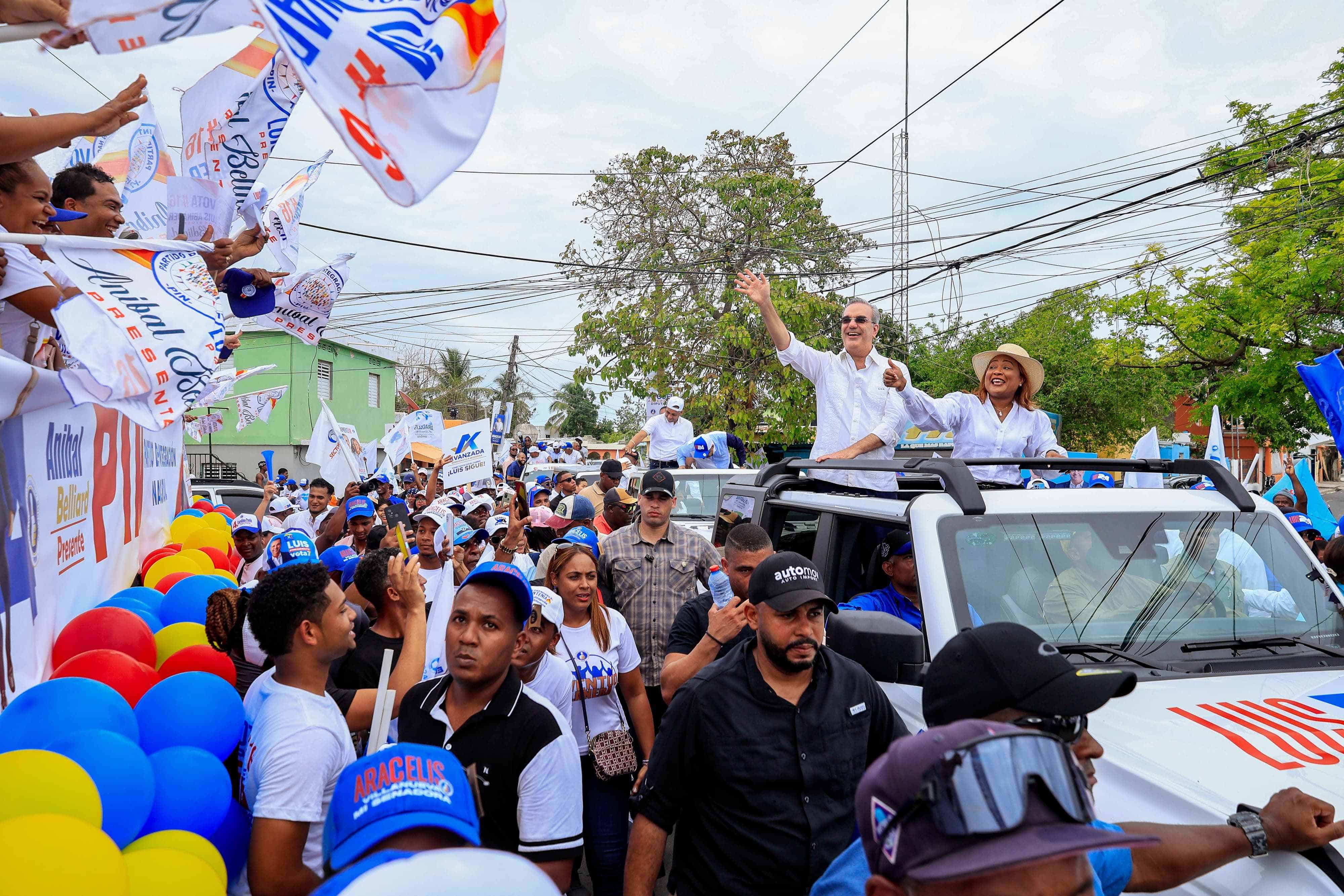 Caravana de Luis Abinader en San Pedro de Macorís