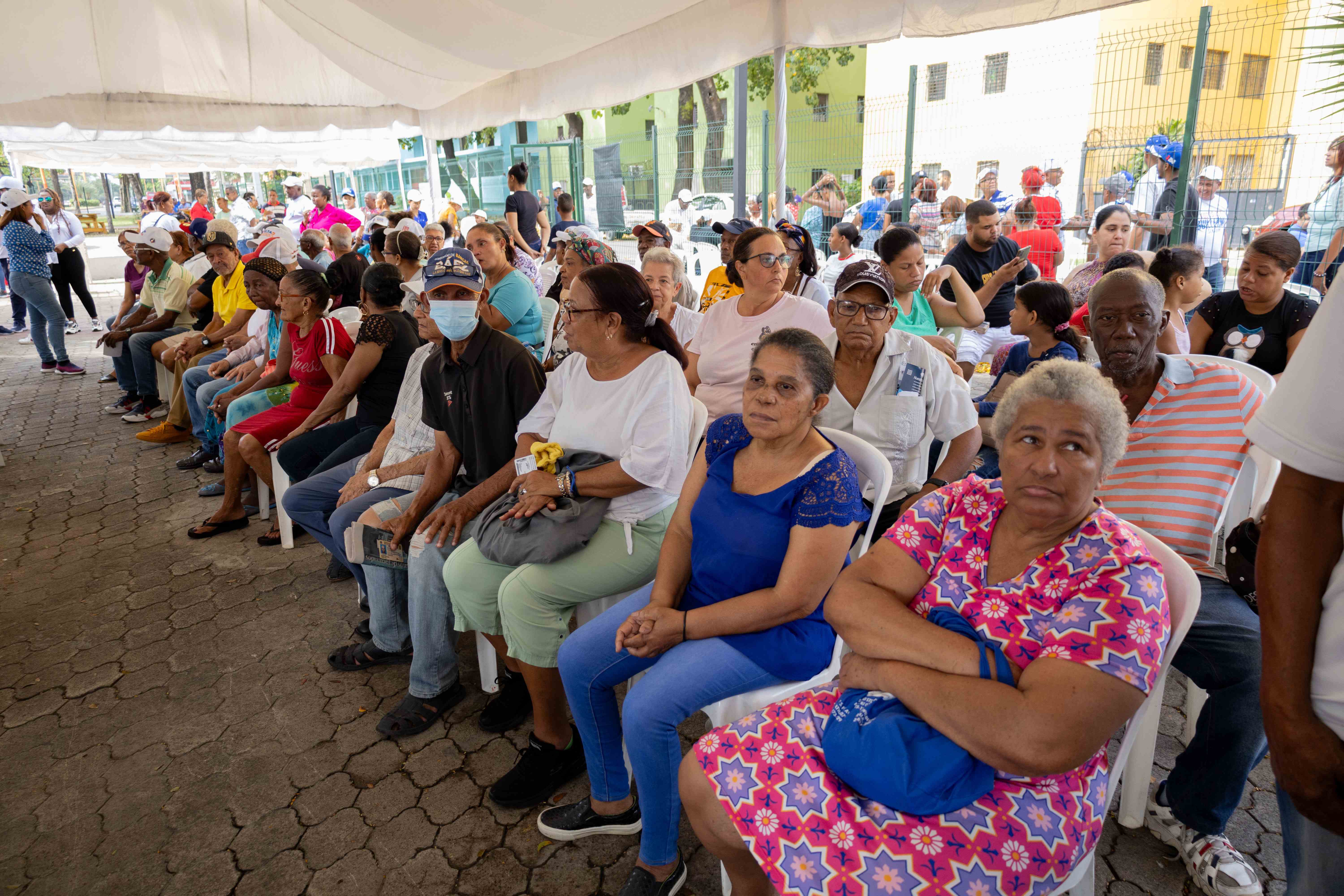 Personas que asistieron al operativo