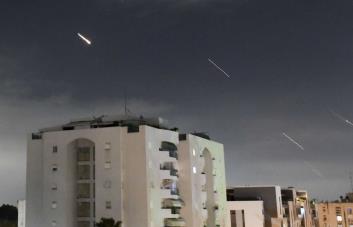 Irán amenaza con atacar bases nucleares de Israel