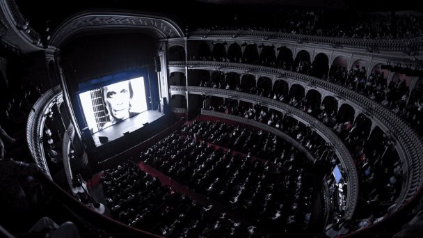 Los Latin Grammy celebran la huella imborrable de Paco de Lucía