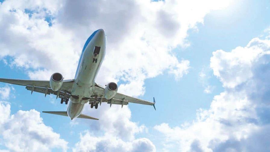 Organizaciones rechazan reformas a la ley de aviación civil por falta de consenso