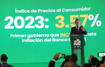 Leonel Fernández afirma que la República Dominicana tiene una inflación acumulada