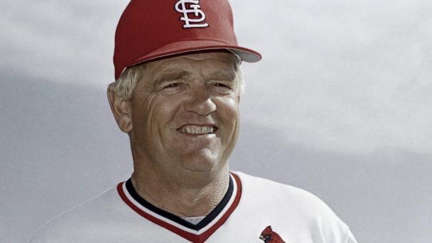 Fallece el mánager Whitey Herzog, que llevó a los Cardenales a ganar la Serie Mundial en 1982