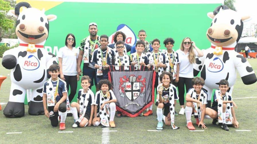 El Colegio St. David conquista la sexta edición de la Copa Rica de fútbol escolar