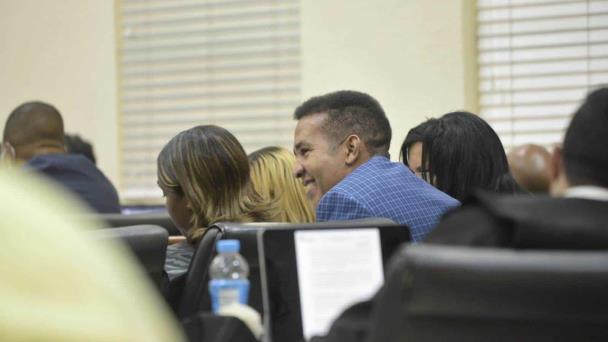 Retiran arresto domiciliario a general, a un coronel y al hijo de pastora Rossy Guzmán