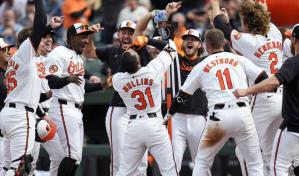 Jonrón de dos carreras de Mullins en la baja de la novena da victoria 4-2 a Orioles ante Mellizos