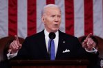 Biden anuncia que triplicará los aranceles al acero de China para ganarse el voto obrero Biden anuncia que triplicará los aranceles al acero de China para ganarse el voto obrero
