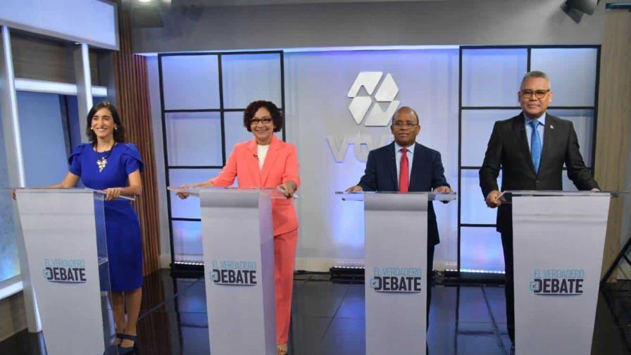 Realizan debate presidencial de los candidatos alternativos