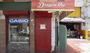 La DGII cerró hoy otros dos negocios de chinos en la avenida Duarte