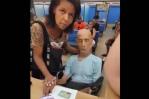 ¡Insólito! Mujer lleva cadáver de anciano a banco para que firme y poder retirar dinero en Brasil ¡Insólito! Mujer lleva cadáver de anciano a banco para que firme y poder retirar dinero en Brasil