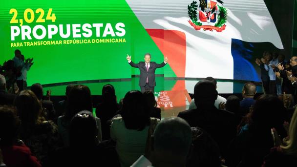 Leonel presenta esta noche 2,024 propuestas para transformar el país