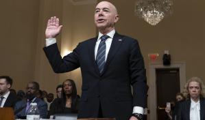 Senado de EE. UU. desestima los cargos de juicio político contra el secretario Alejandro Mayorkas