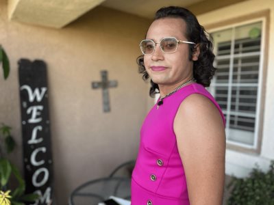 Votantes destituyen al primer concejal trans latino de Calexico