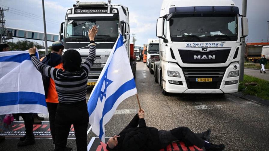 Israel permite entrada de ayuda humanitaria en Gaza por el puerto de Asdod