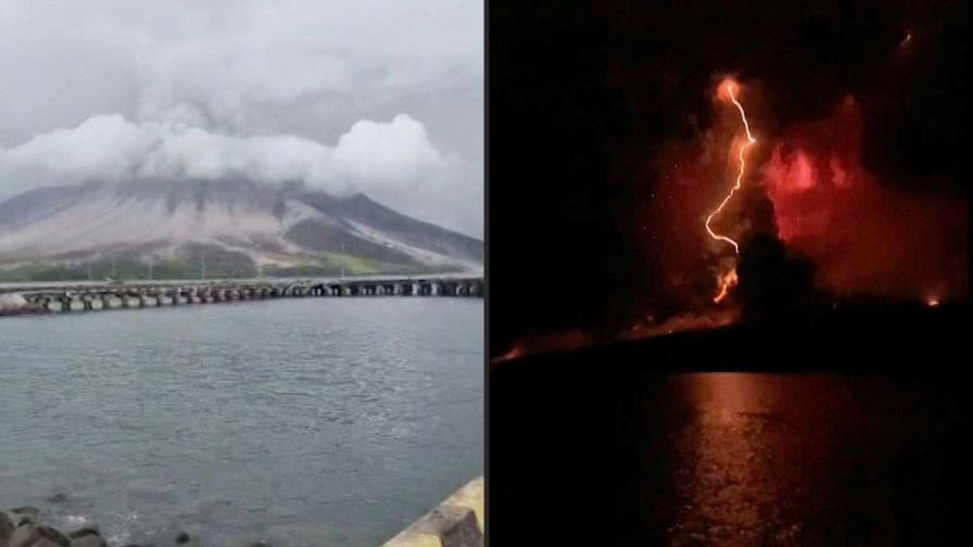 Miles de evacuados en Indonesia por la erupción de un volcán que desató una alerta de tsunami