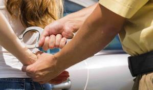 Detienen a una mujer que utilizaba a sus hijos para grabar contenido sexual en Colombia