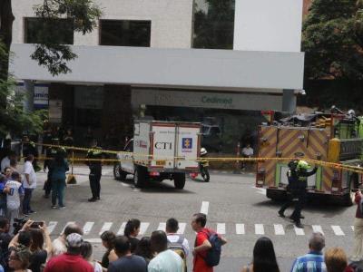 Hombre asesina a médico en Medellín e incendia su consultorio