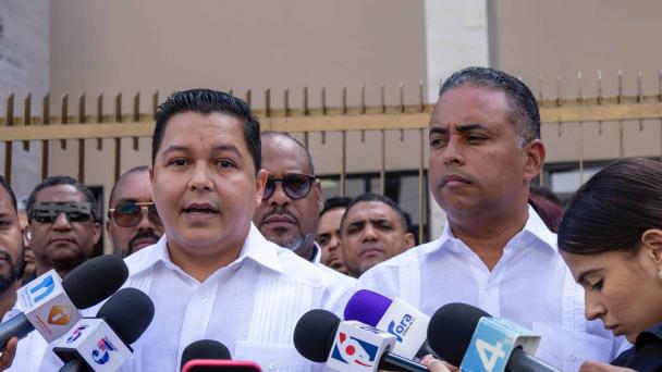 Asocivu deposita acciones judiciales para anular el decreto 420-23 sobre la importación de vehículos