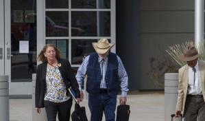 Juicio a ranchero de Arizona acusado de matar a un migrante pasa a manos del jurado