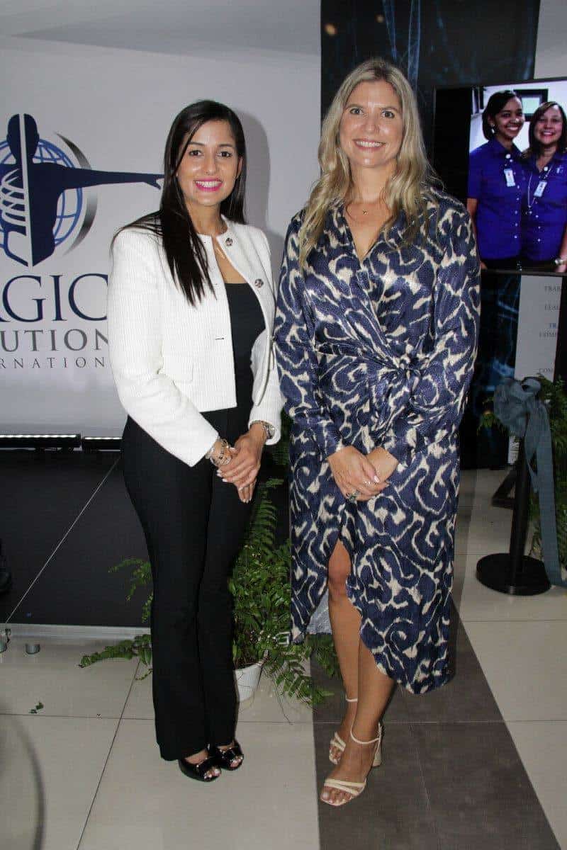 Massiel Abreu y Lourdes Musri.