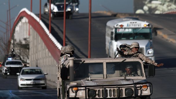 Hallan 8 cadáveres en una carretera del norte de México