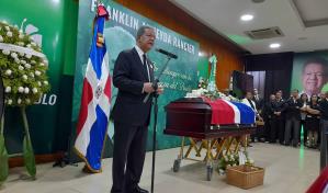 Leonel Fernández y FP rinden homenaje a Franklin Almeyda