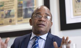 Fulgencio Severino : “Los políticos quieren enriquecerse antes de llegar al Estado”