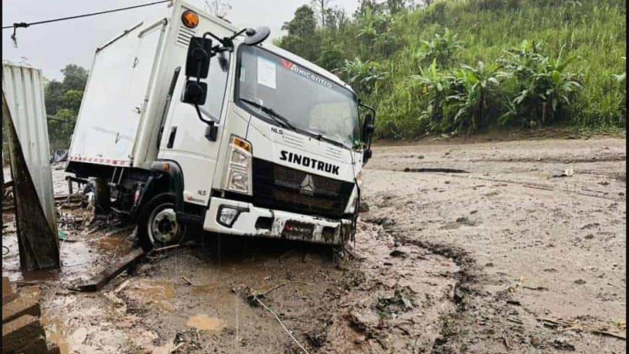 Un herido y varios desaparecidos tras aluvión en población andina de Ecuador