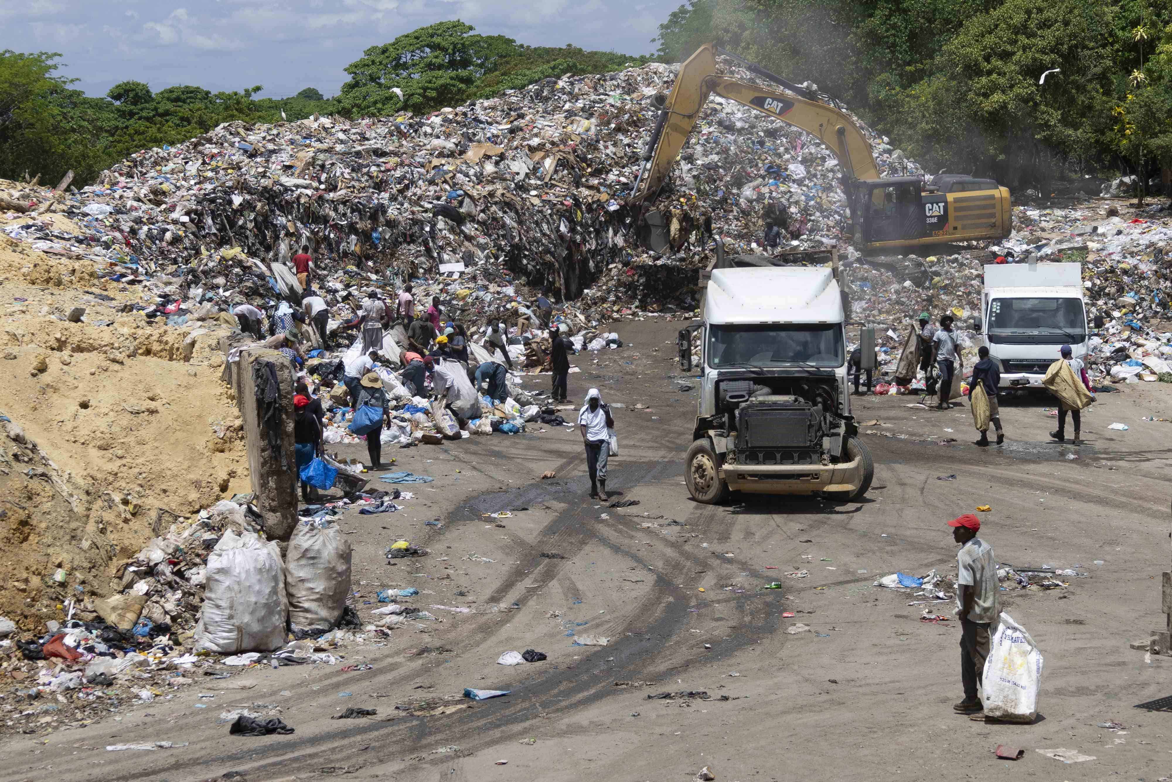 El transfer de basura de Santo Domingo Este.