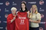 Primer partido de Caitlin Clark en WNBA será su prueba para un puesto en el equipo olímpico Primer partido de Caitlin Clark en WNBA será su prueba para un puesto en el equipo olímpico