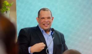 Alcalde Carlos Guzmán afirma trabajó para el desarrollo de Santo Domingo Norte