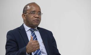 Fulgencio Severino recomienda eliminar las exenciones en lugar de una reforma fiscal