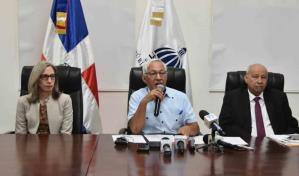 Ministro de Educación dice que retiro de la ADP del concurso docente es injustificado